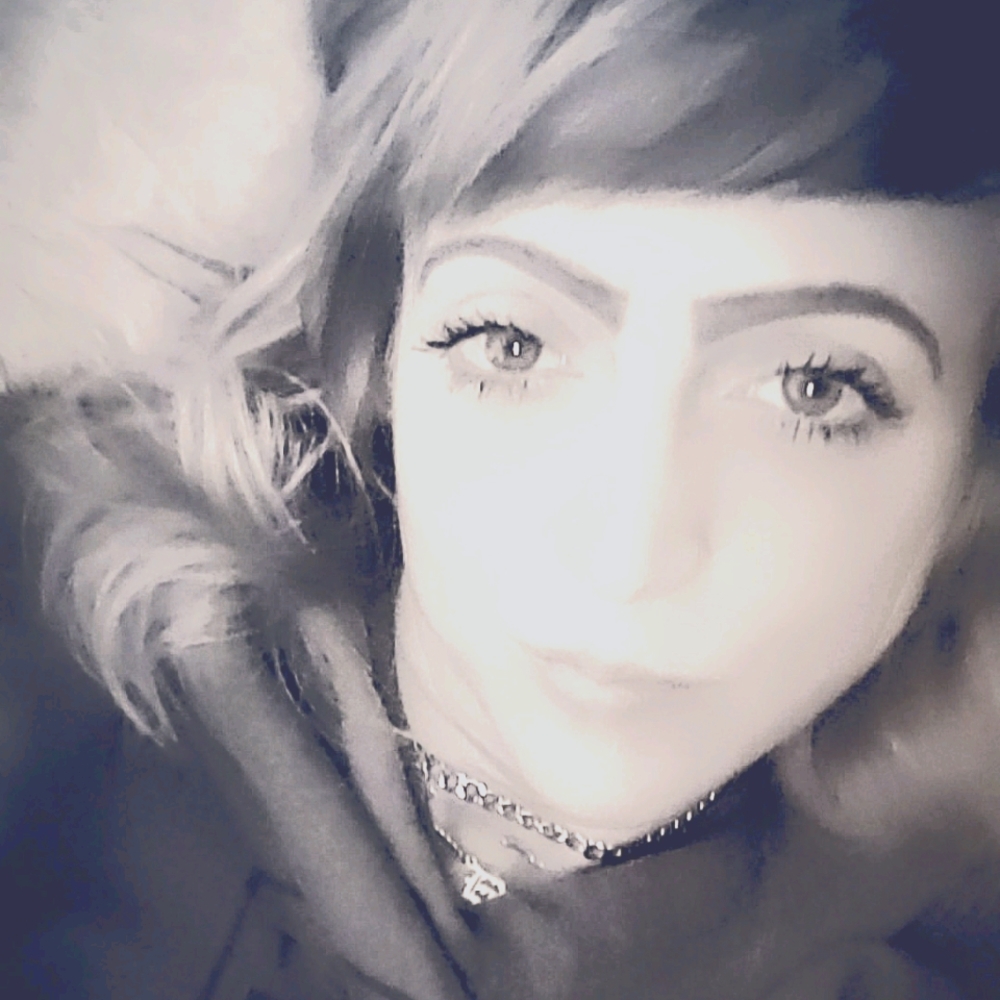 Meet your Posher, Edna